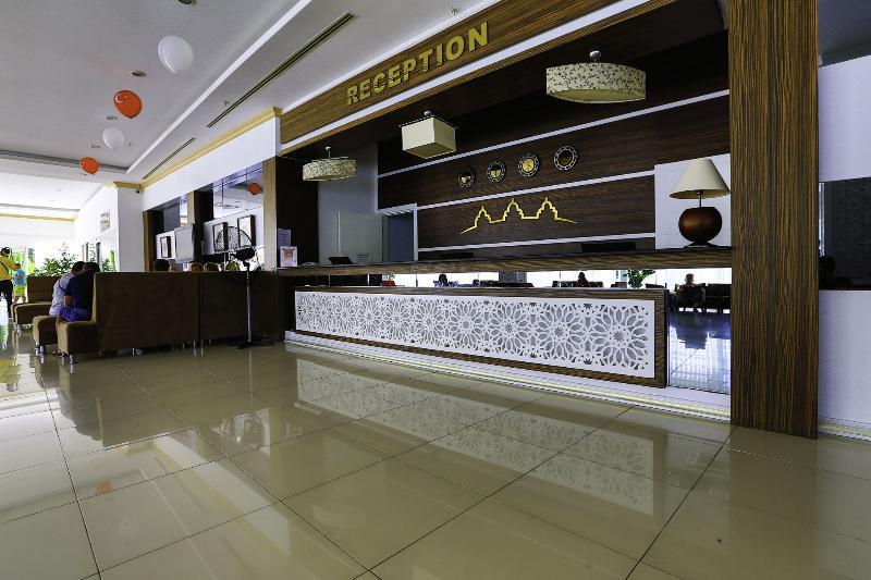 Royal Towers Hotel Kiris Екстер'єр фото