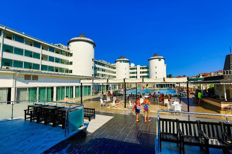 Royal Towers Hotel Kiris Екстер'єр фото